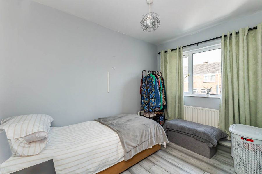 11 Dermott Green