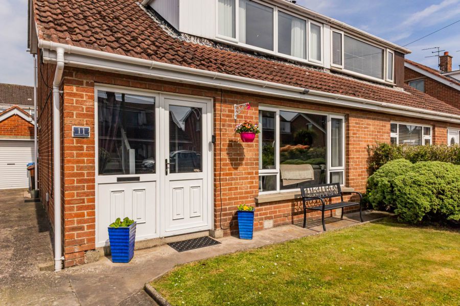 11 Dermott Green