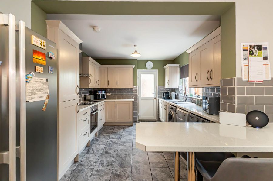 11 Dermott Green