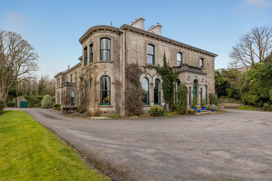 The Andrews Suite Apt 2 Ardara House, 11 ballygowan road, comber, BT23 5PG