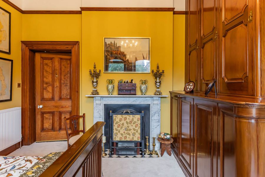 The Andrews Suite Apt 2 Ardara House