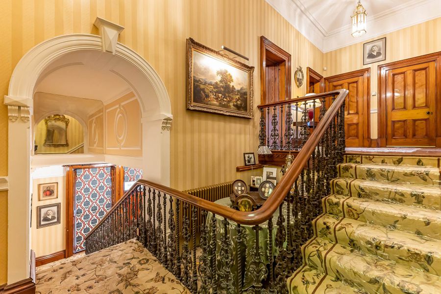 The Andrews Suite Apt 2 Ardara House