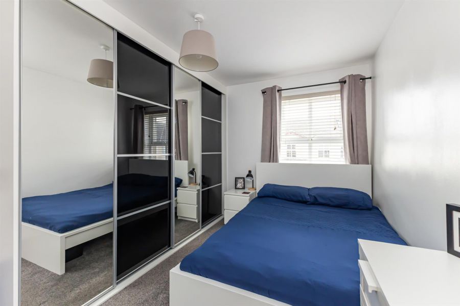 6 Lansdowne Crescent