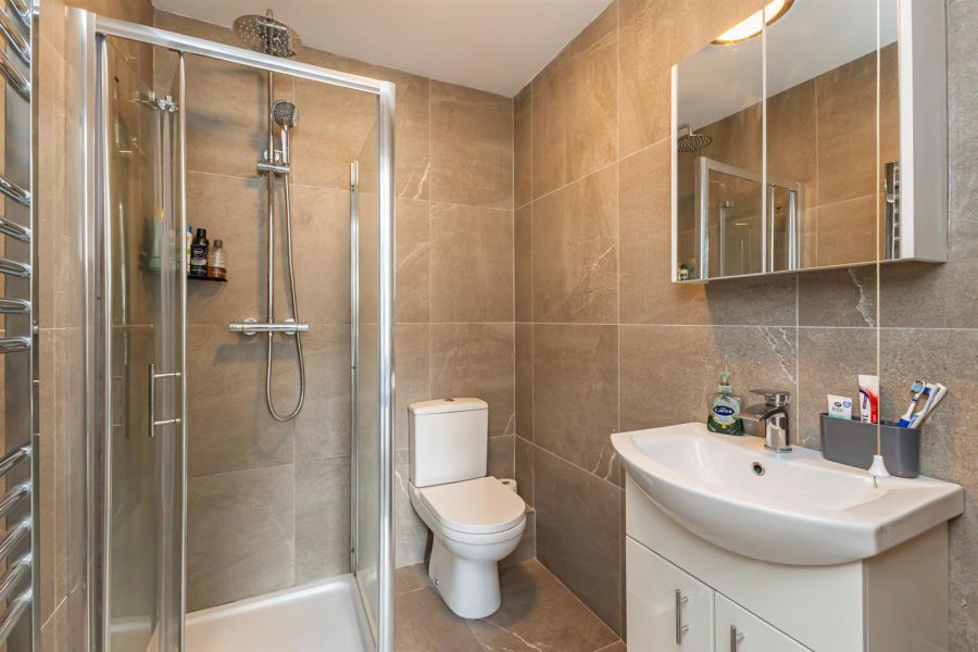 6 Lansdowne Crescent