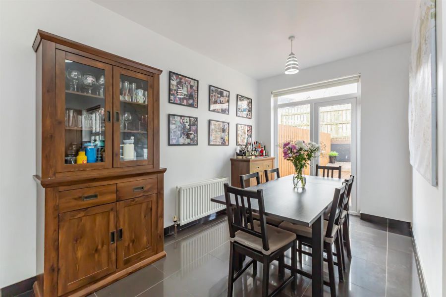 6 Lansdowne Crescent