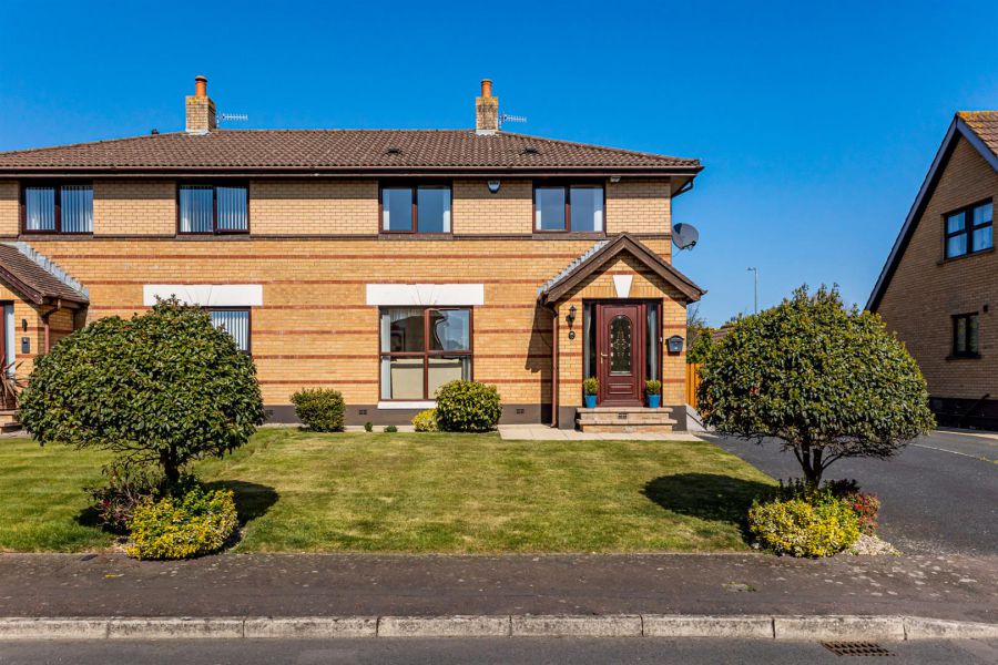 54 Cambourne Park, Newtownards, BT23 4WE