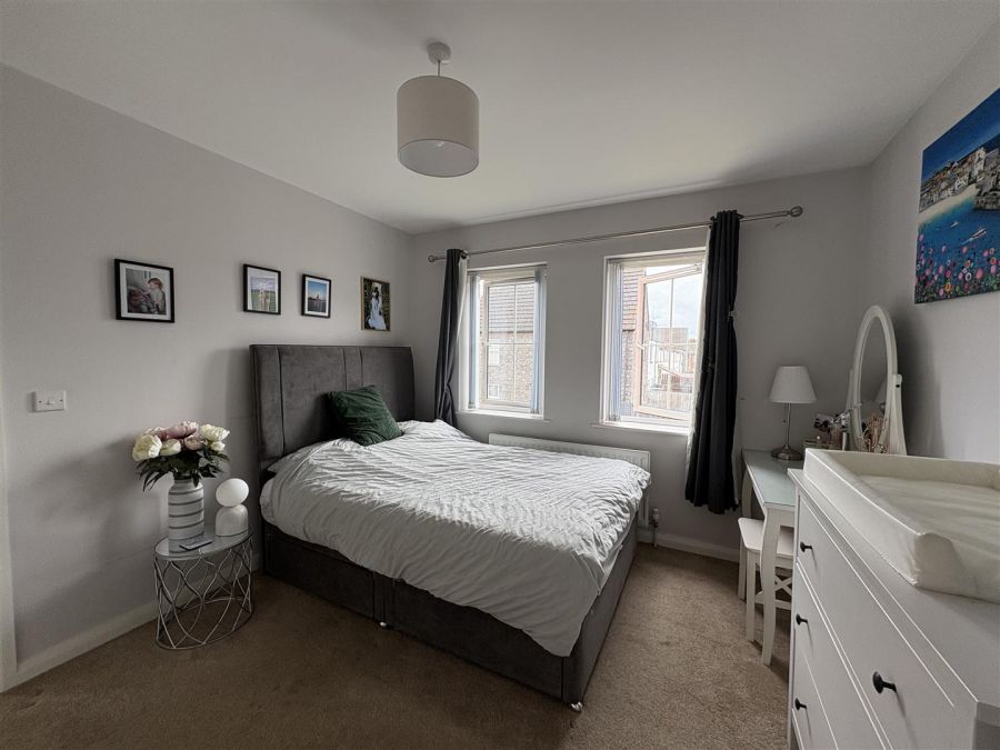 9 Forge Avenue