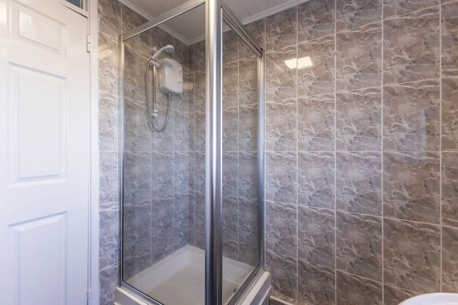 15b Straiddorn Green