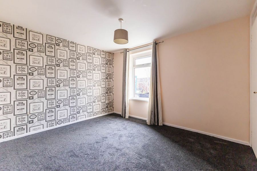 15b Straiddorn Green