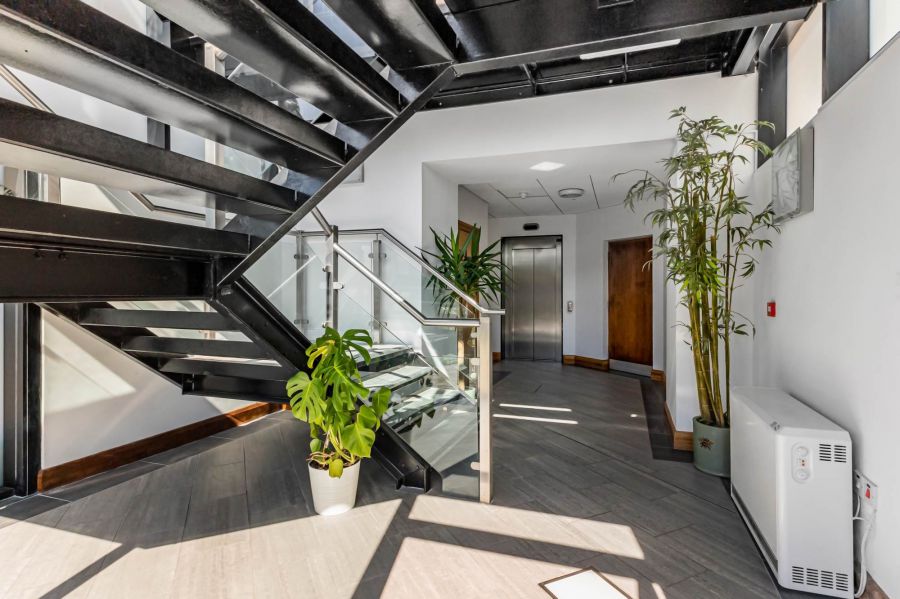 28 The Linen House