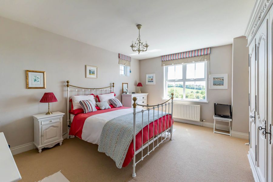 28 Killyleagh Road