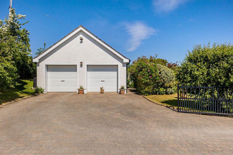28 Killyleagh Road