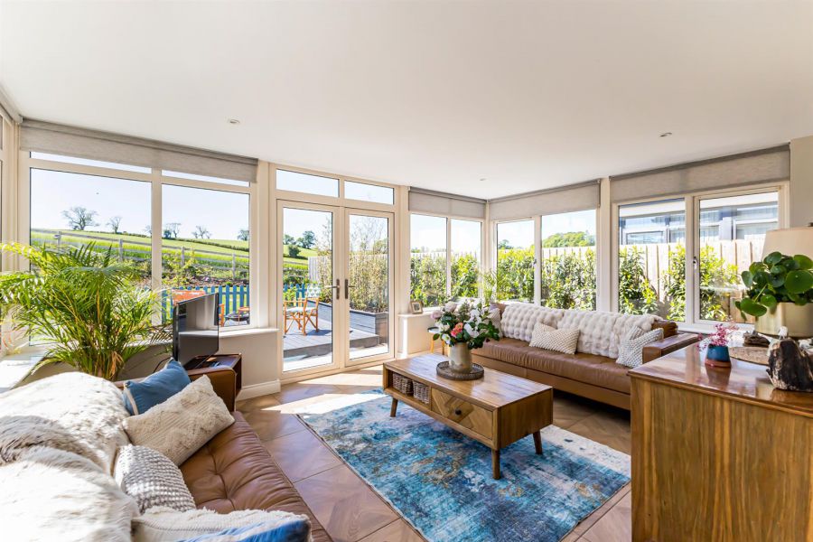  Kendrew, 49 Ashgrove Walk
