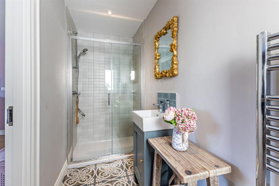  Kendrew, 49 Ashgrove Walk