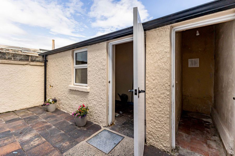 11 Braeside