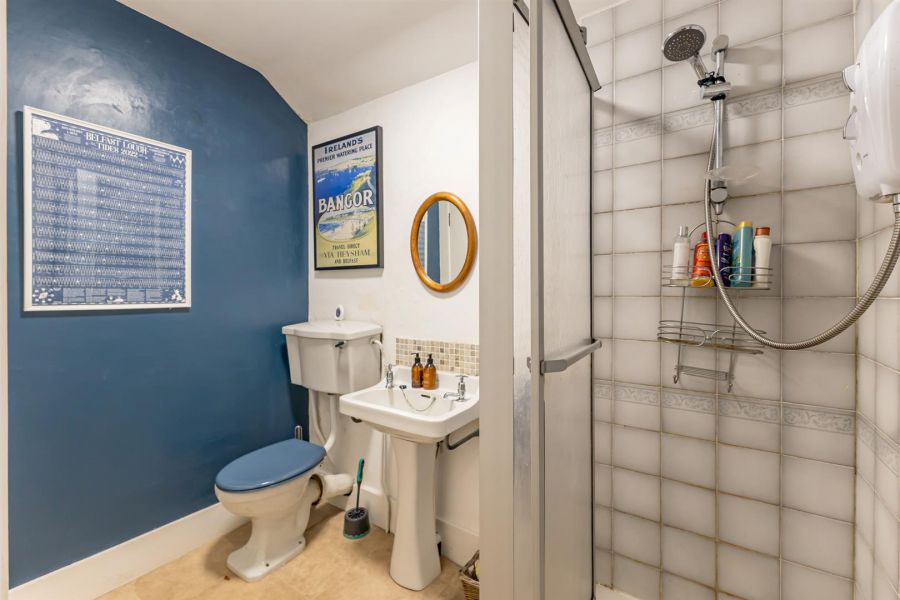 16 Ballyholme Esplanade 16 Ballyholme Esplanade