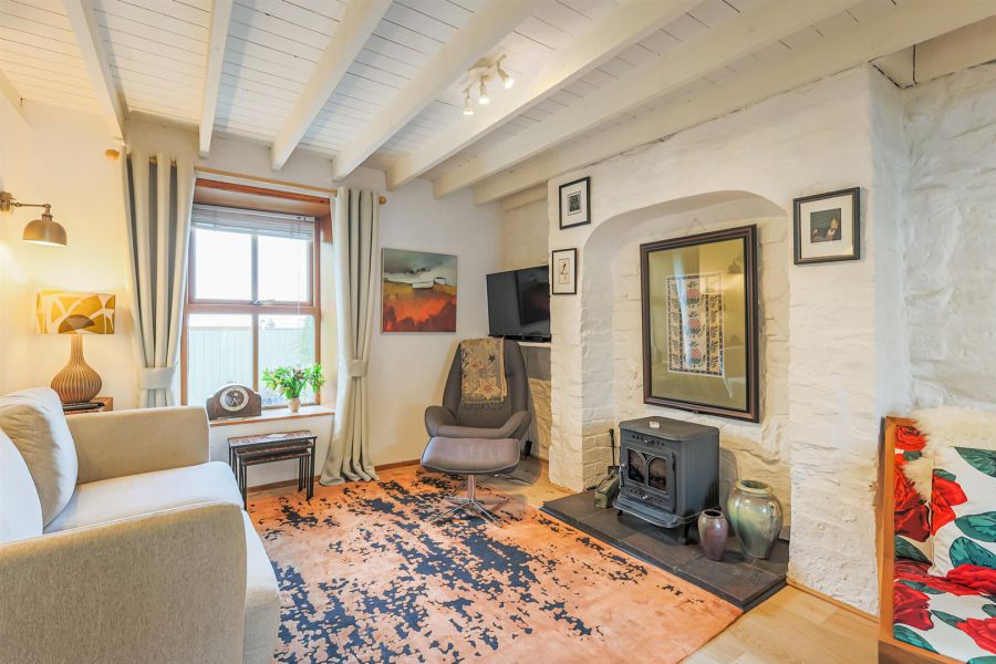 'Thistle Cottage', 25 The Hill 'Thistle Cottage', 25 The Hill