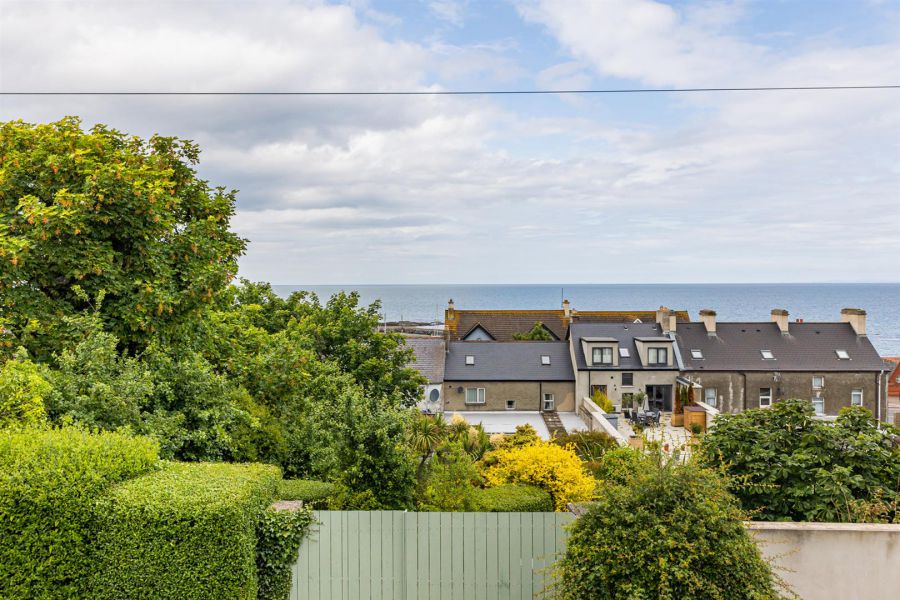 'Thistle Cottage', 25 The Hill 'Thistle Cottage', 25 The Hill