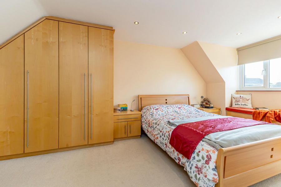 19 Tadworth