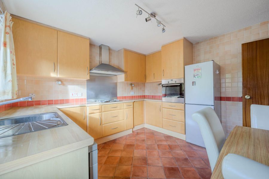 86 Chippendale Avenue