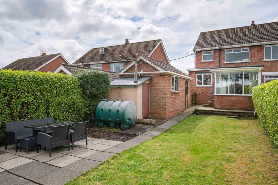 35 Innisfayle Drive