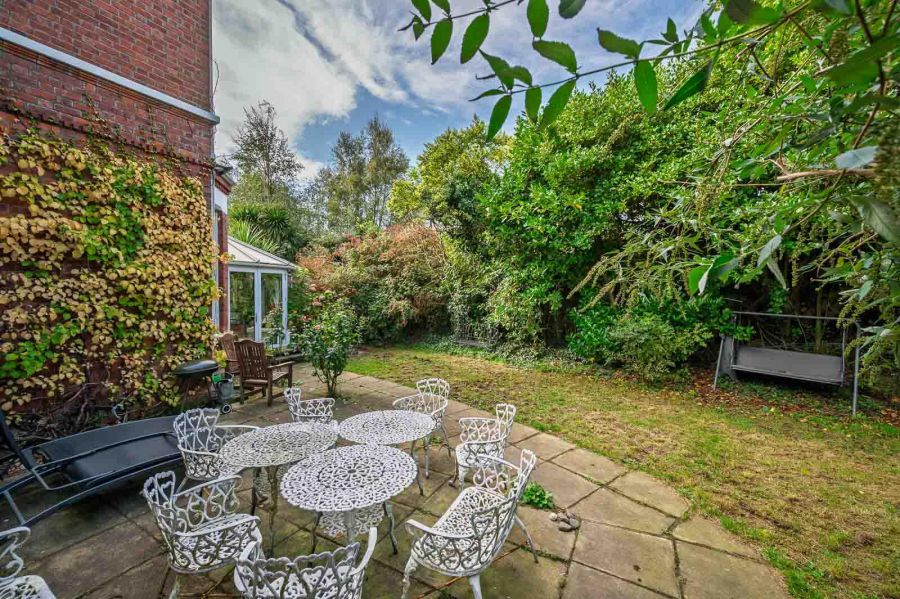 26 Bryansburn Road