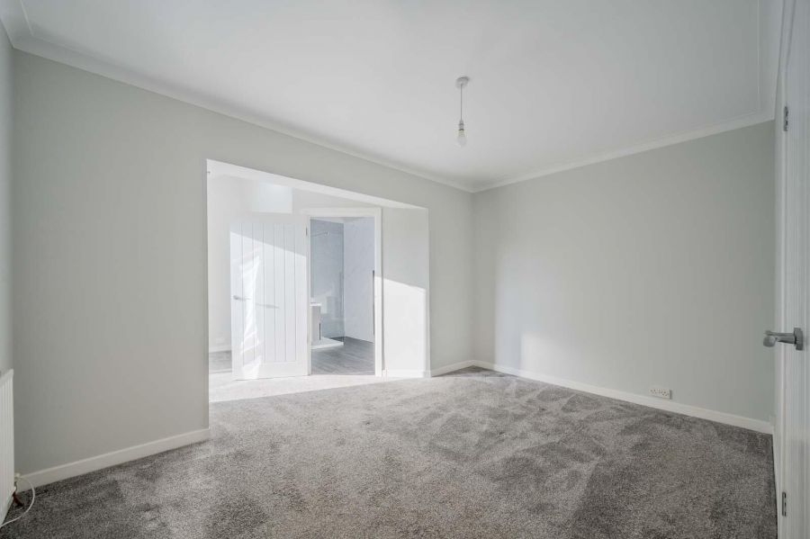 2 Carnalea Park