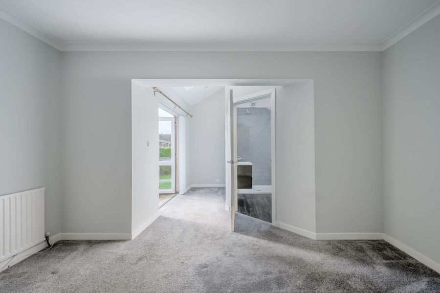 2 Carnalea Park