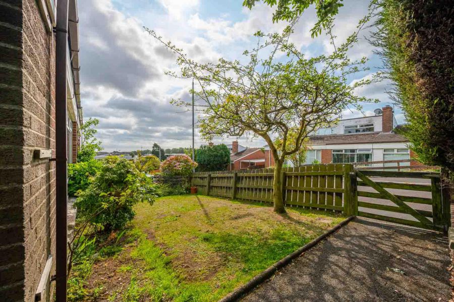 1 Rostrevor Close