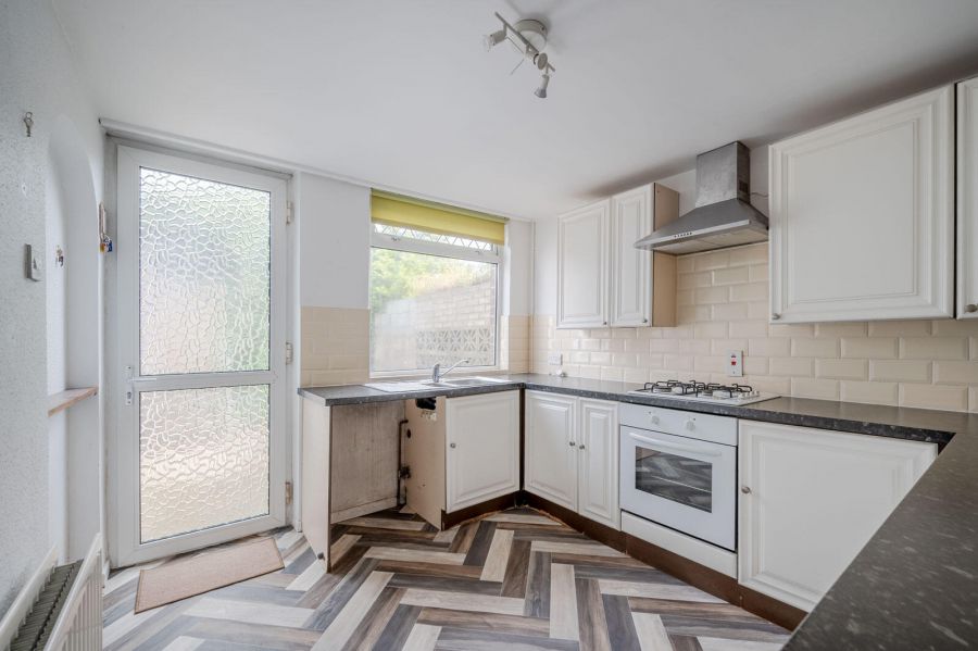 1 Rostrevor Close