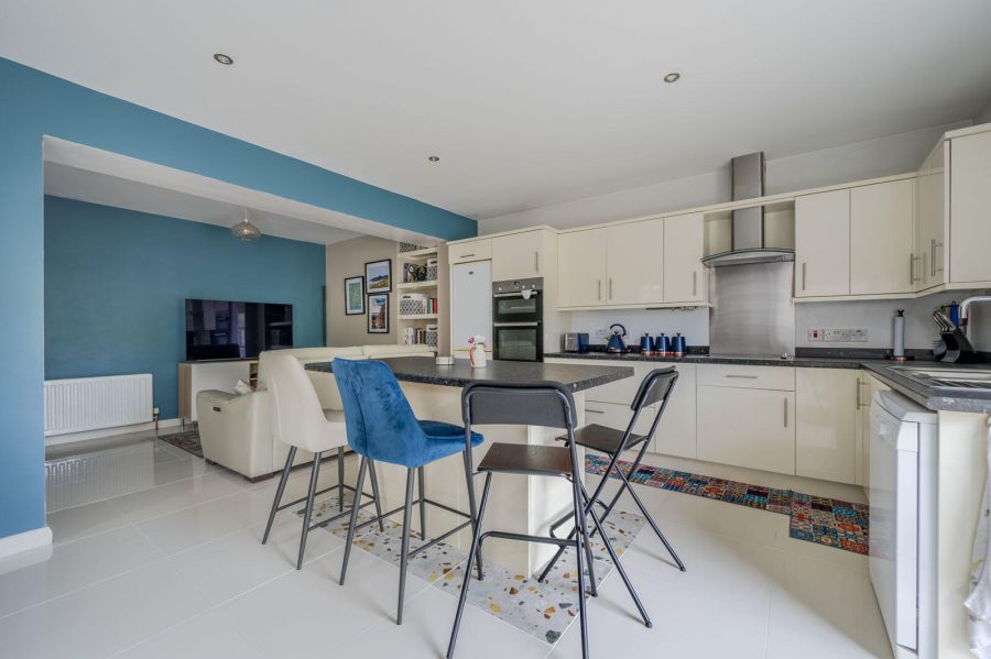 42 Waverley Drive