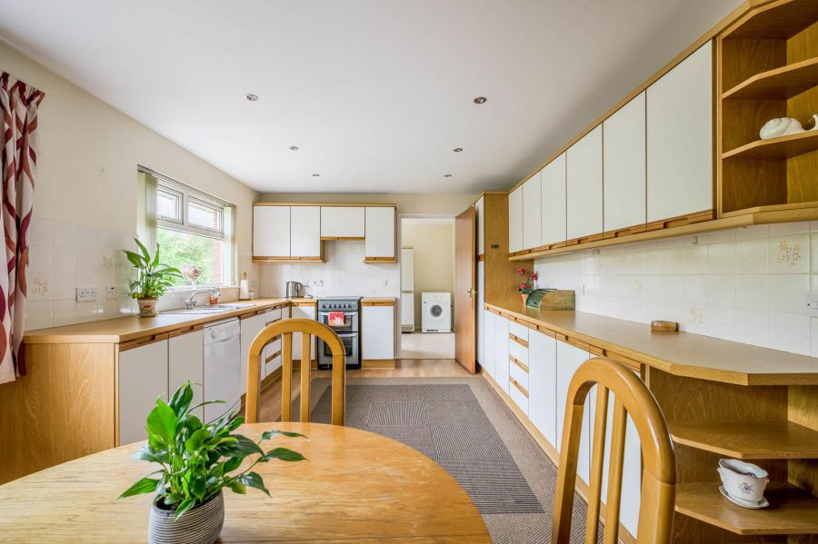 2 Cleland Park North