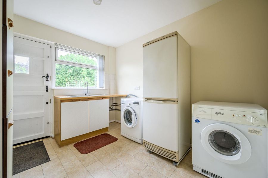 2 Cleland Park North