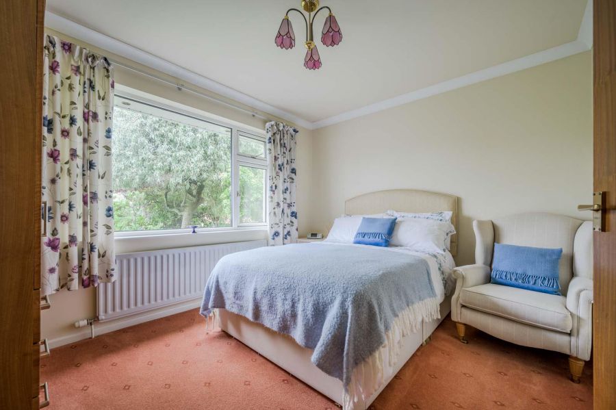 2 Cleland Park North