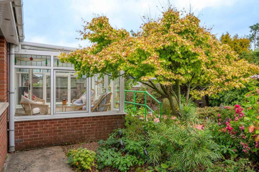 2 Cleland Park North