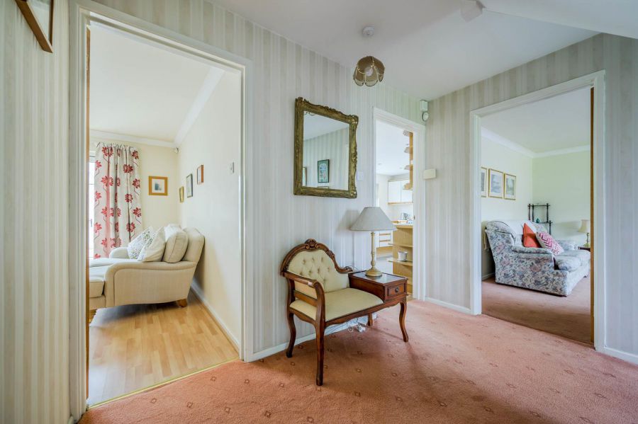 2 Cleland Park North