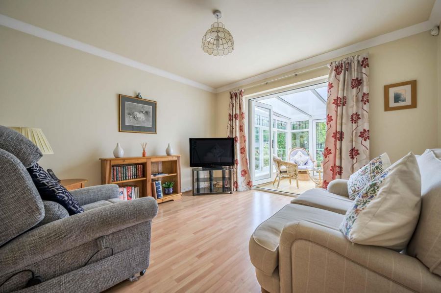 2 Cleland Park North
