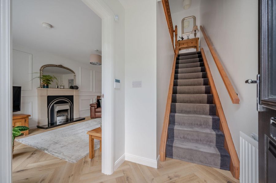 16 Woodgate
