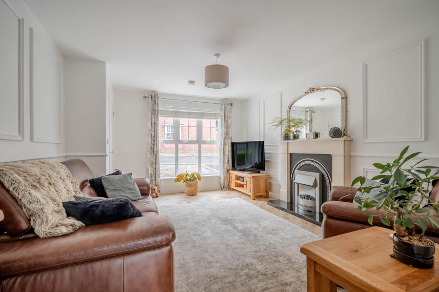 16 Woodgate