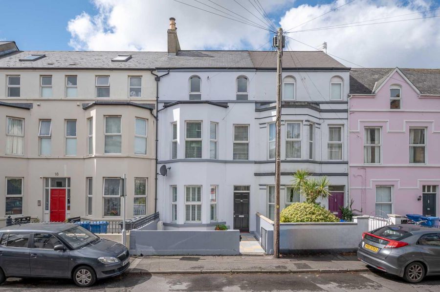 16 Southwell Road
