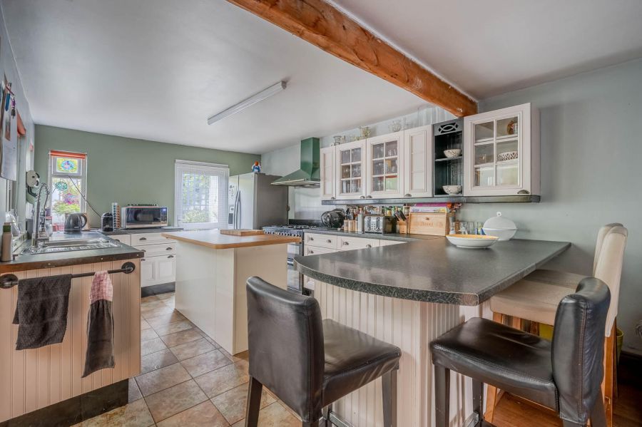 16 Southwell Road
