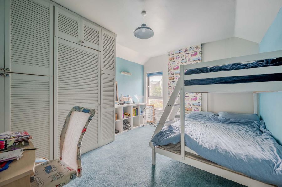 16 Southwell Road