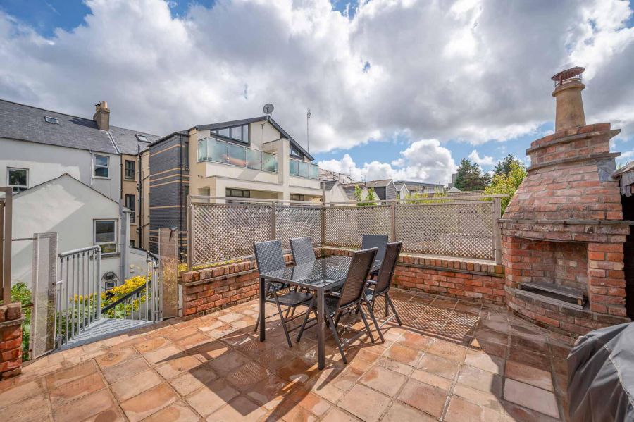 16 Southwell Road