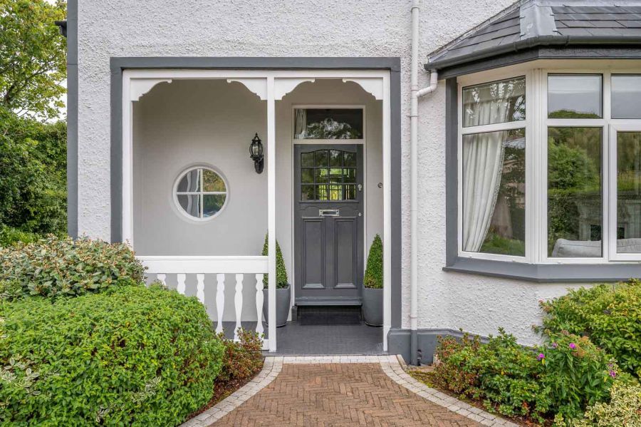 9 Raglan Road