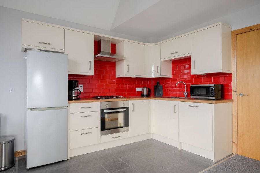 38F Shaftesbury Road