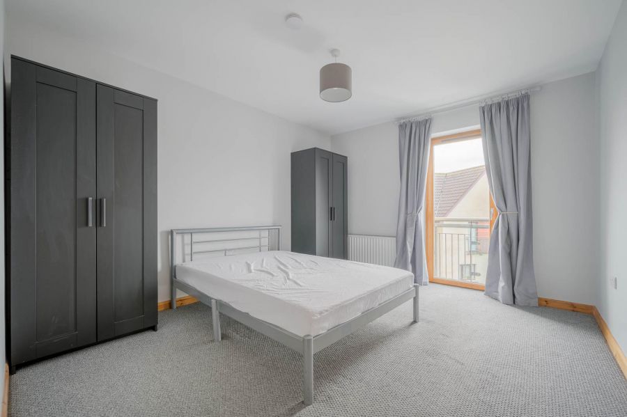 38F Shaftesbury Road