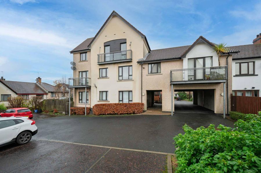 38F Shaftesbury Road