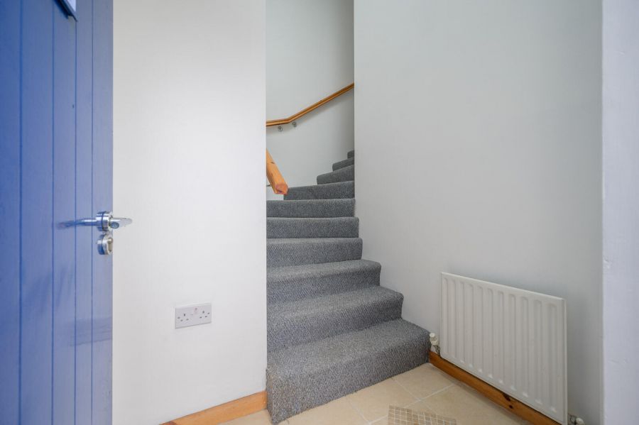 38F Shaftesbury Road