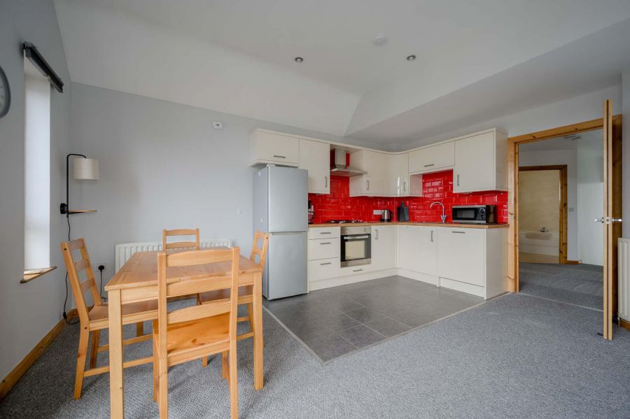 38F Shaftesbury Road