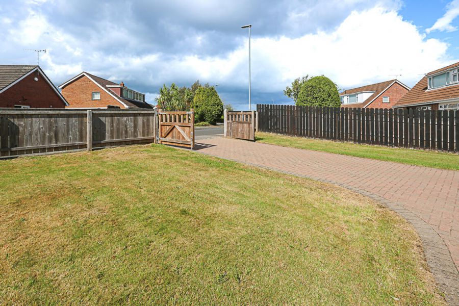 33 Sinclair Road